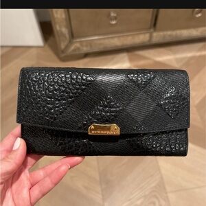 Burberry women's black wallet